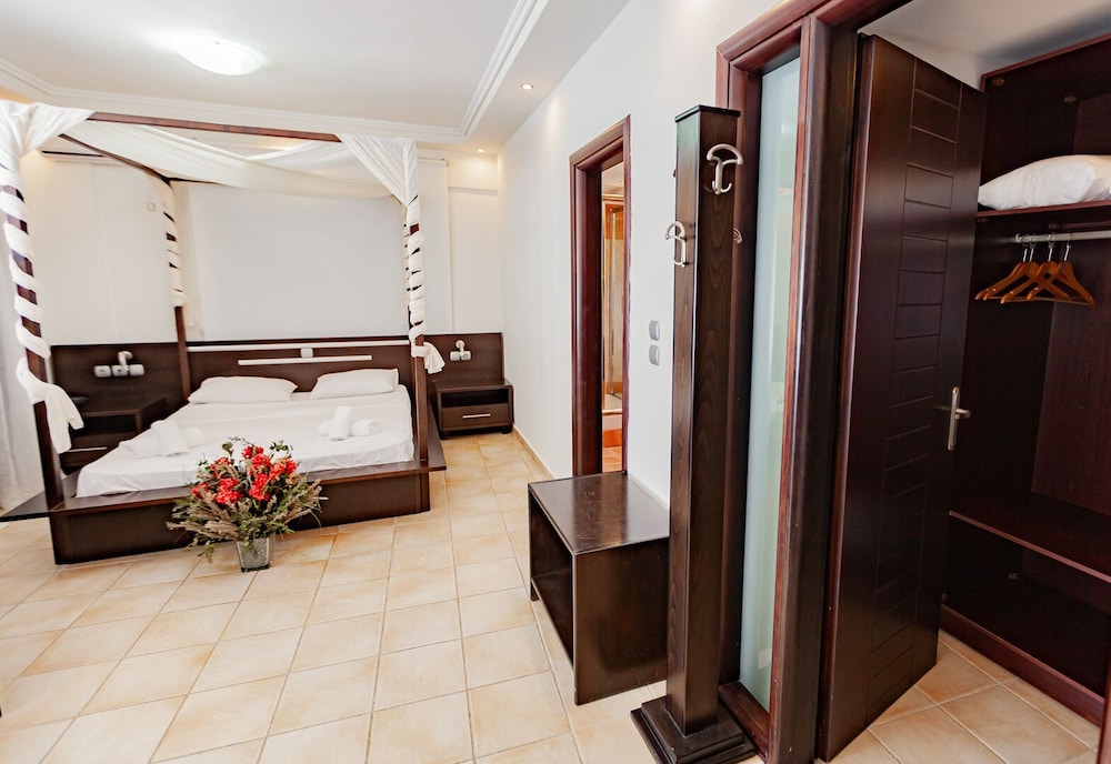 Elani Bay Resort