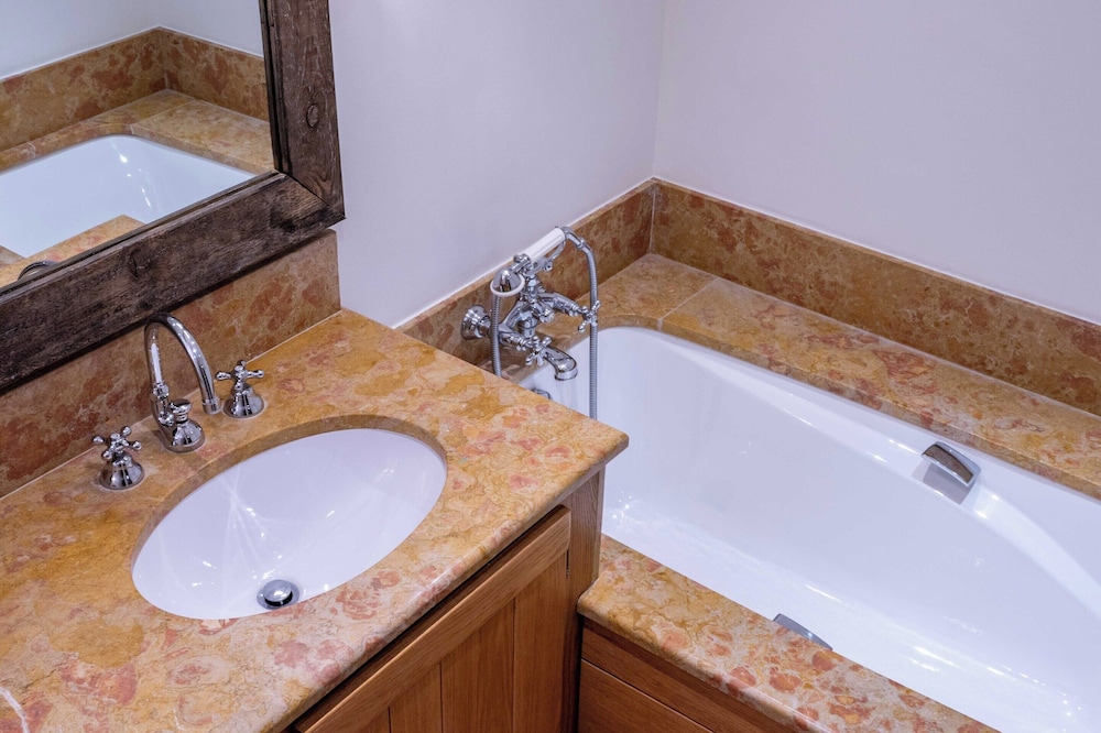 Apt Elegant With Balcony 9p/4br - Megeve Center