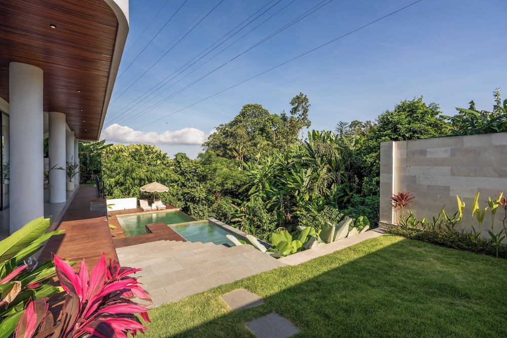 Jungle Breeze Villa by Betterplace