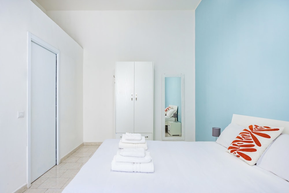 Urban Base Garibaldi by Napoliapartments
