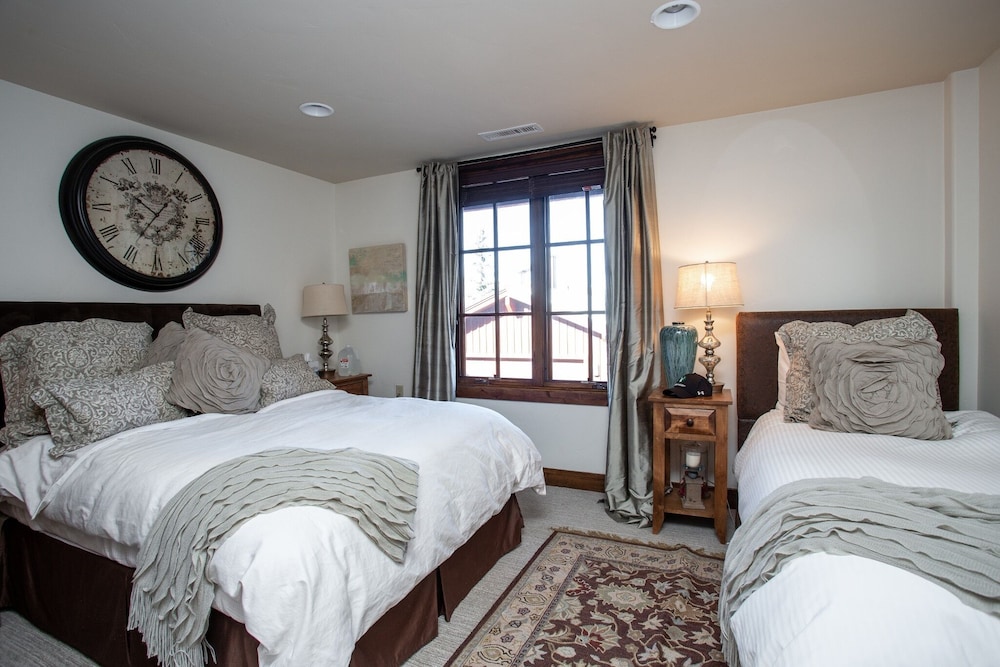 Stag Lodge at Deer Valley Resort - Seven Bedroom Residence with Spa #35 7 Condo