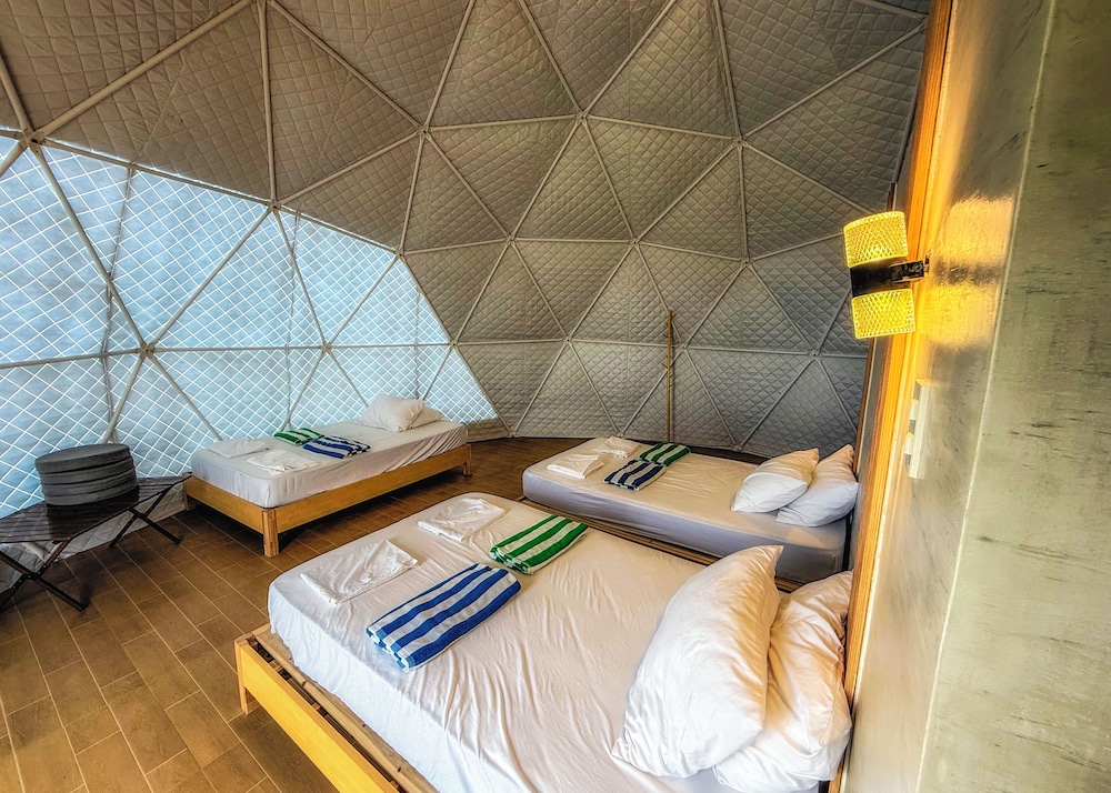 FarmKo Glamping