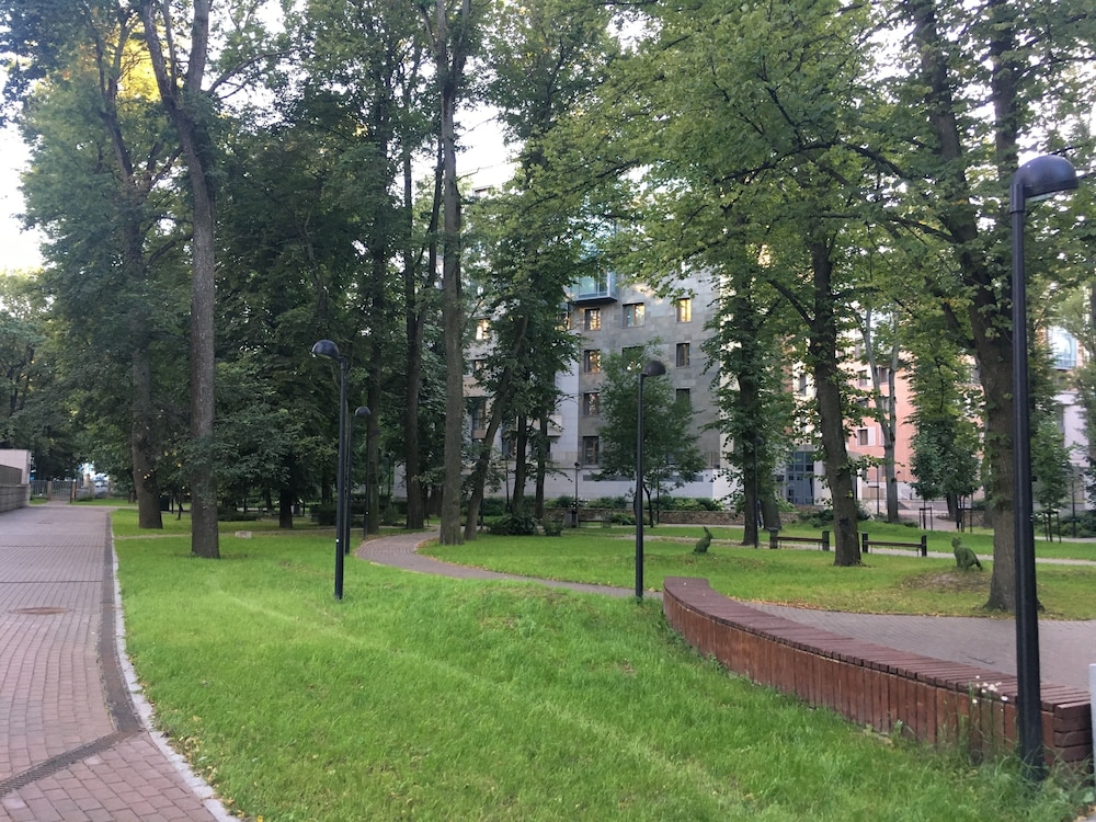 Smolny Park Suite