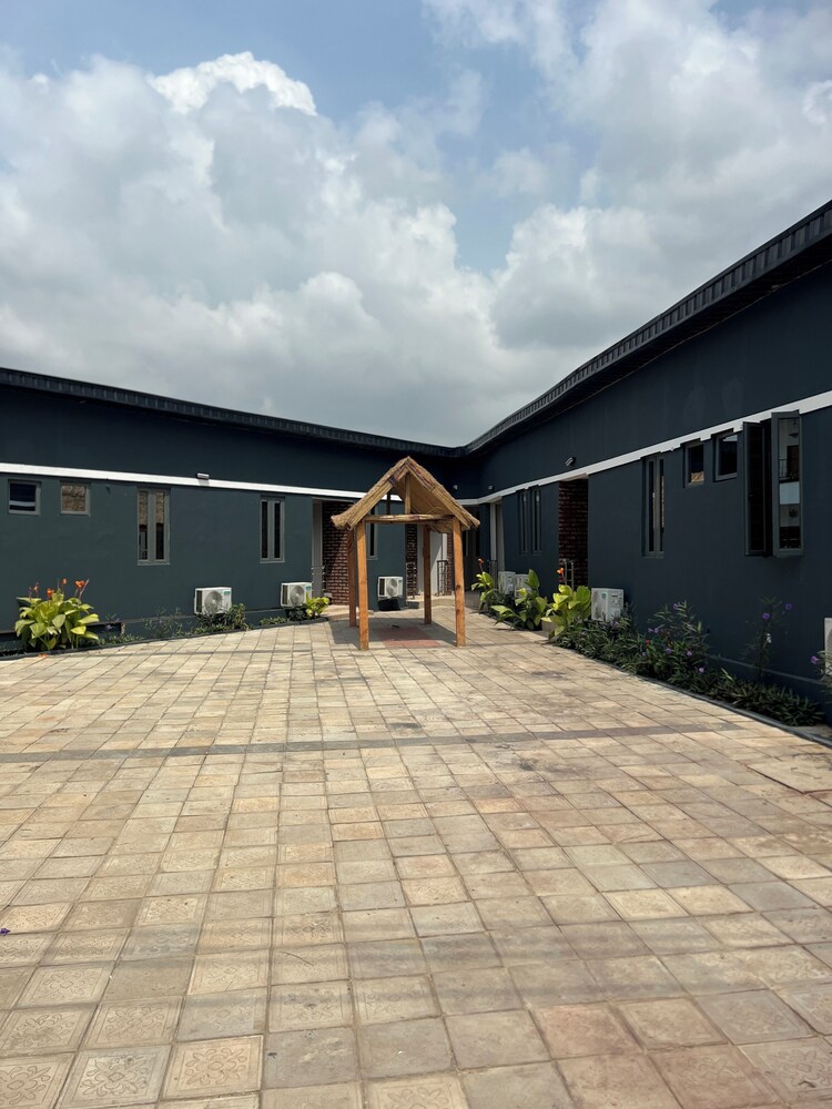 RBZ Apartments