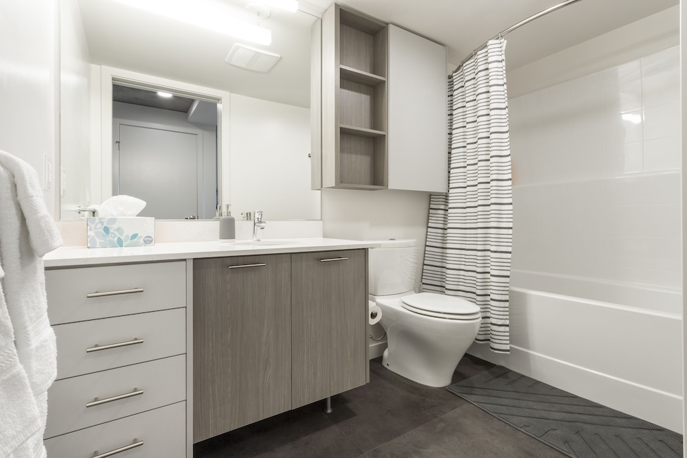 Domicile Suites at Cove