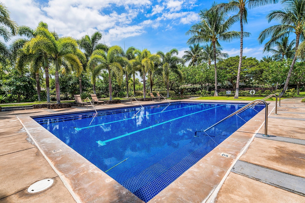 Beautiful Townhouse - Great Amenities and Spacious Lanai! Comes With Beach Pass! - Vrkcv