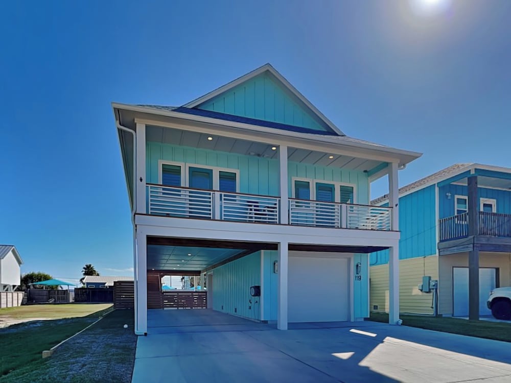 Glory Daze by Silver Sands Vacation Rentals