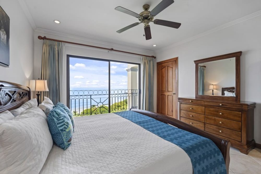 Stunning Condo with Panoramic Beach, Ocean, and Mountain Views in Playa Flamingo