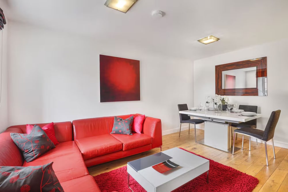 3 Bedrooms - 2 Bathrooms - Parking - Dog Friendly - Wifi - Nr Bamburgh & Berwick