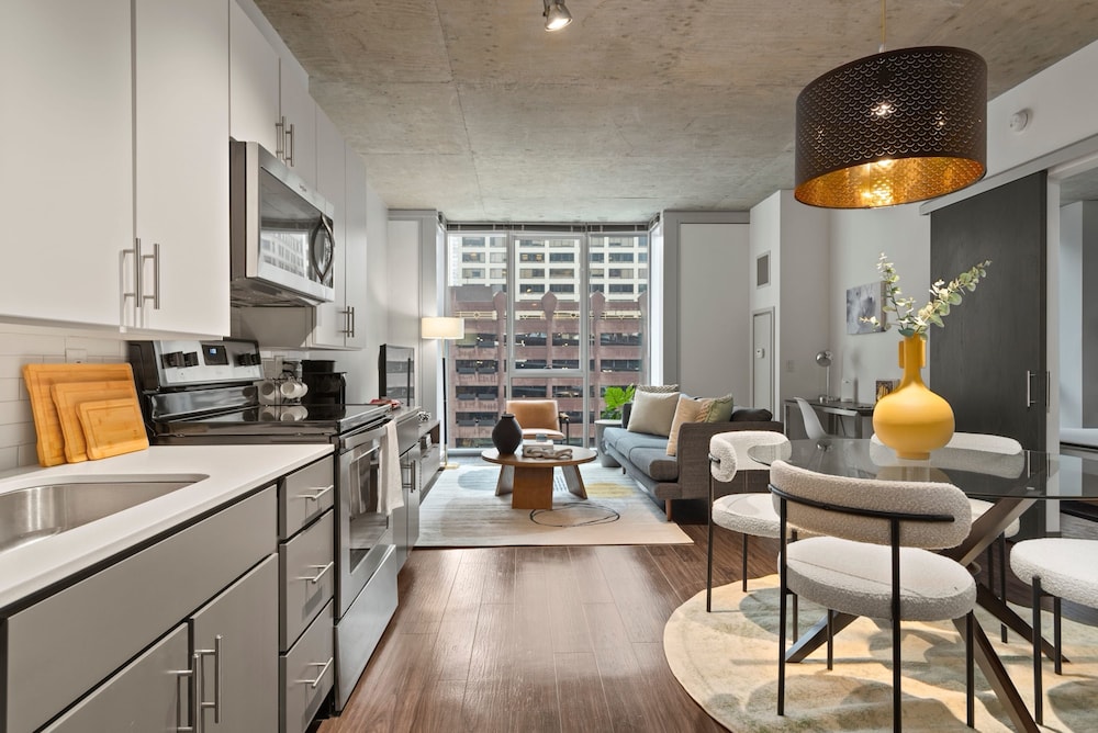 Riverwalk Apt Best Location Modern Luxury