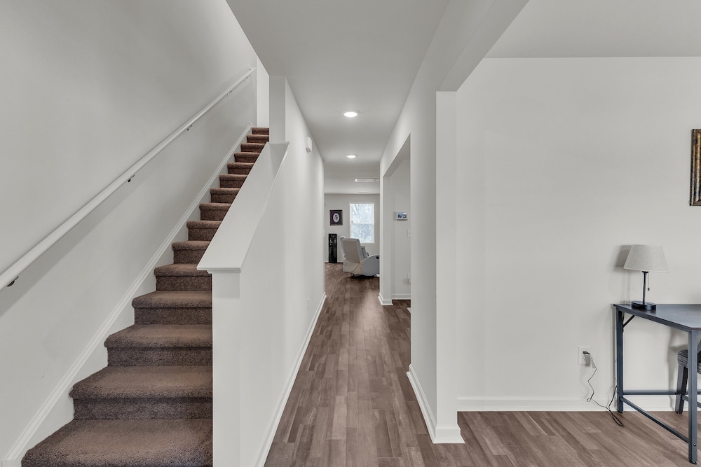 Quiet Retreat Perfect for Families 5 Bedroom Home