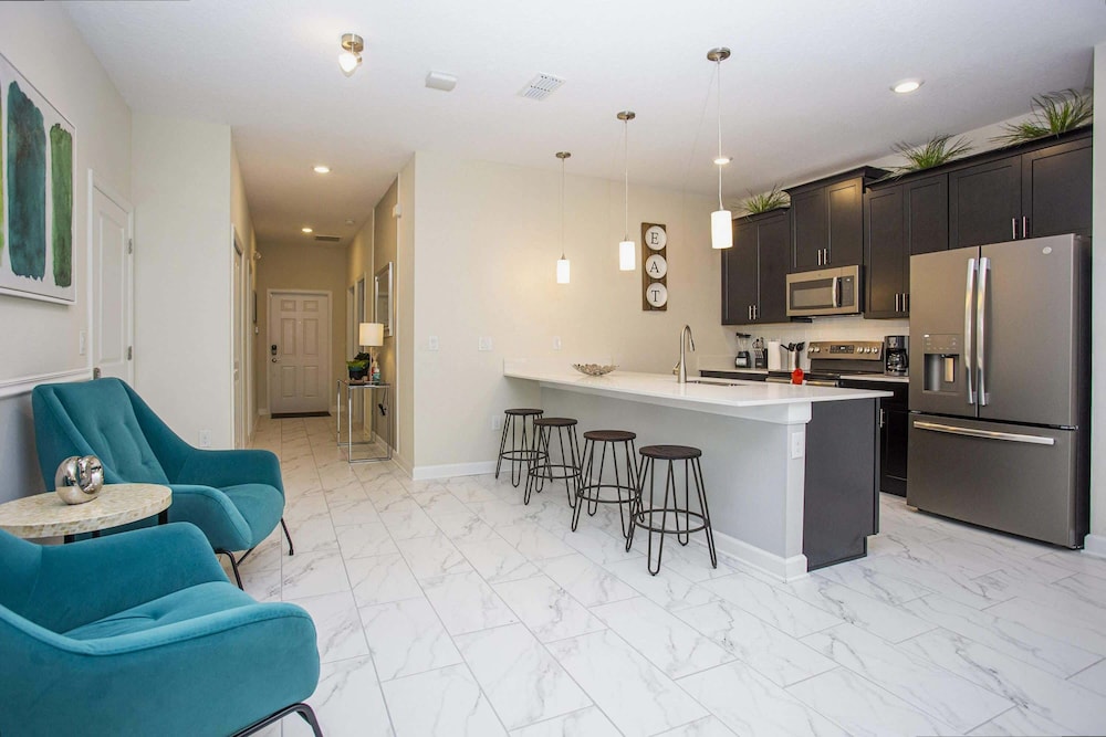 5BR Private Pool Resort Amenities Near Disney