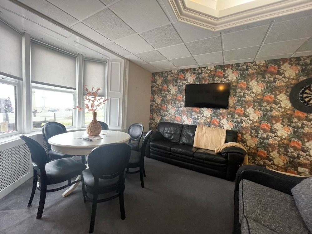 Hartlepool Vacations - The Norton - Property Image 1
