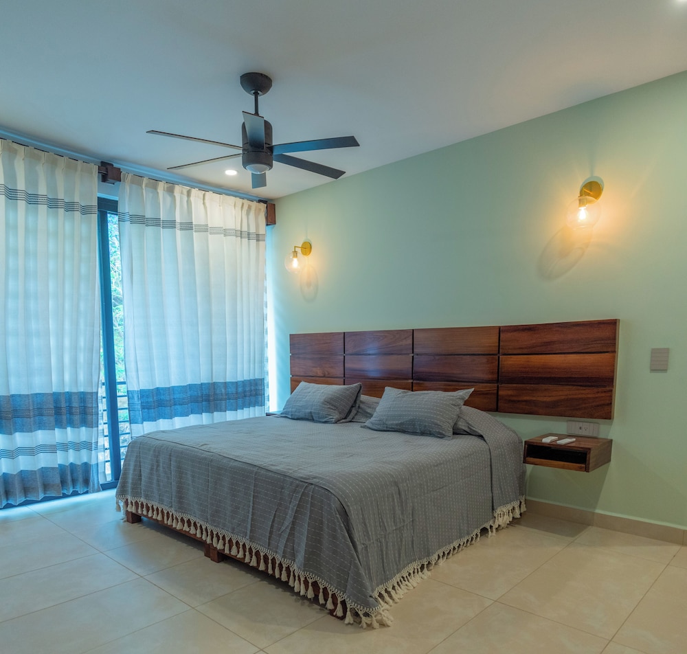EOS Suites