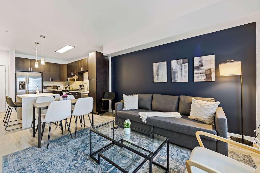 ROVE LIVING/KB - Midtown205