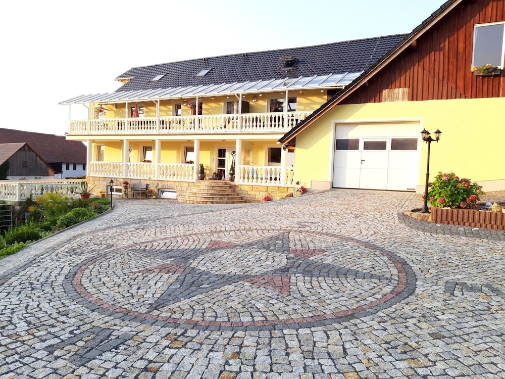 Verspielter Sachsischer Ruckzugsort view 3