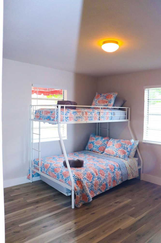 Flamingo Beach House