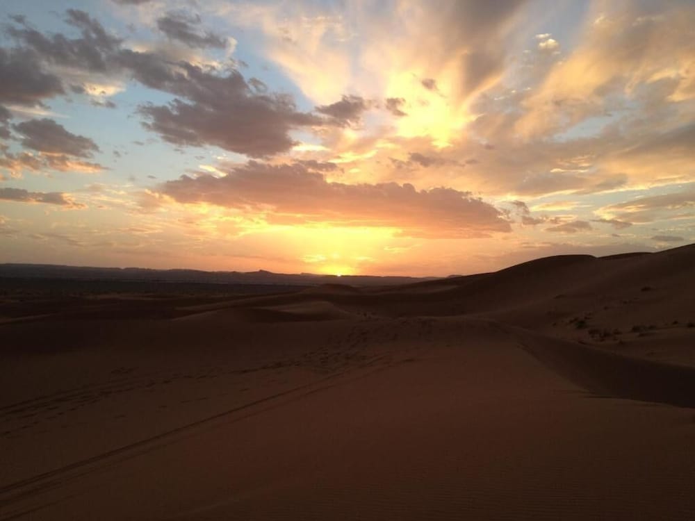 Khamlia Desert Bed & Breakfast