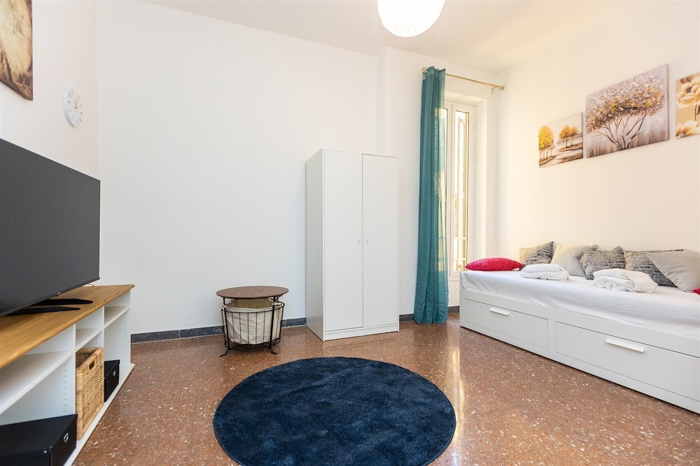 Jenner Apartment