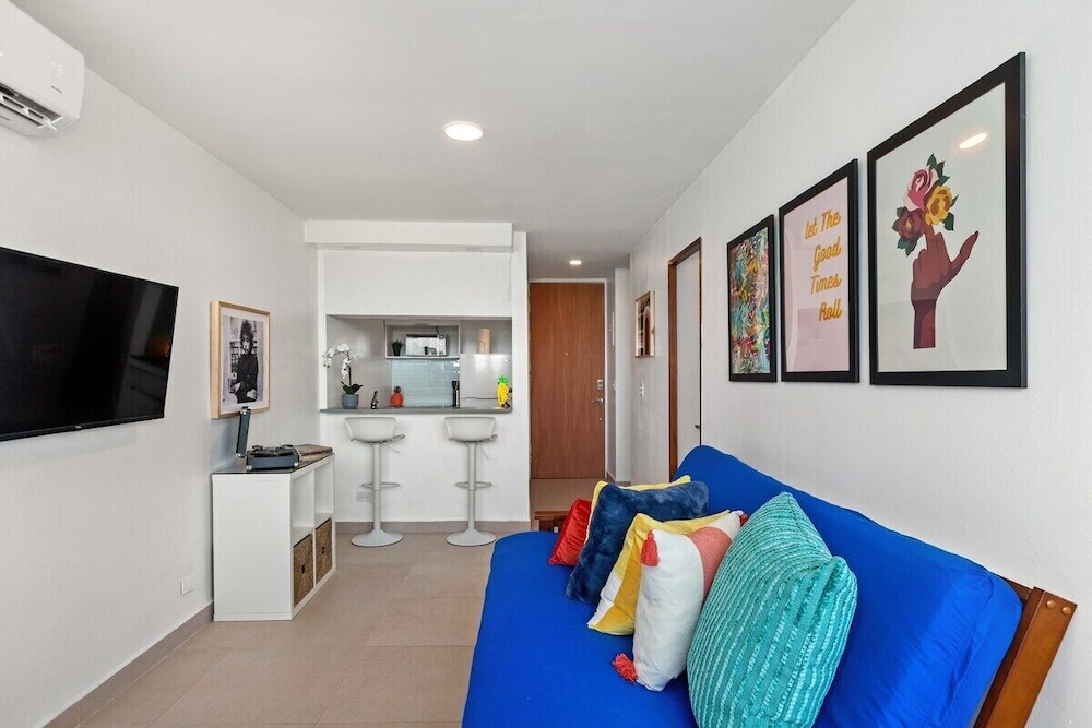 Puerto Rico Condado Beachfront w Pool Rental Otium Rentals - Property Image 27