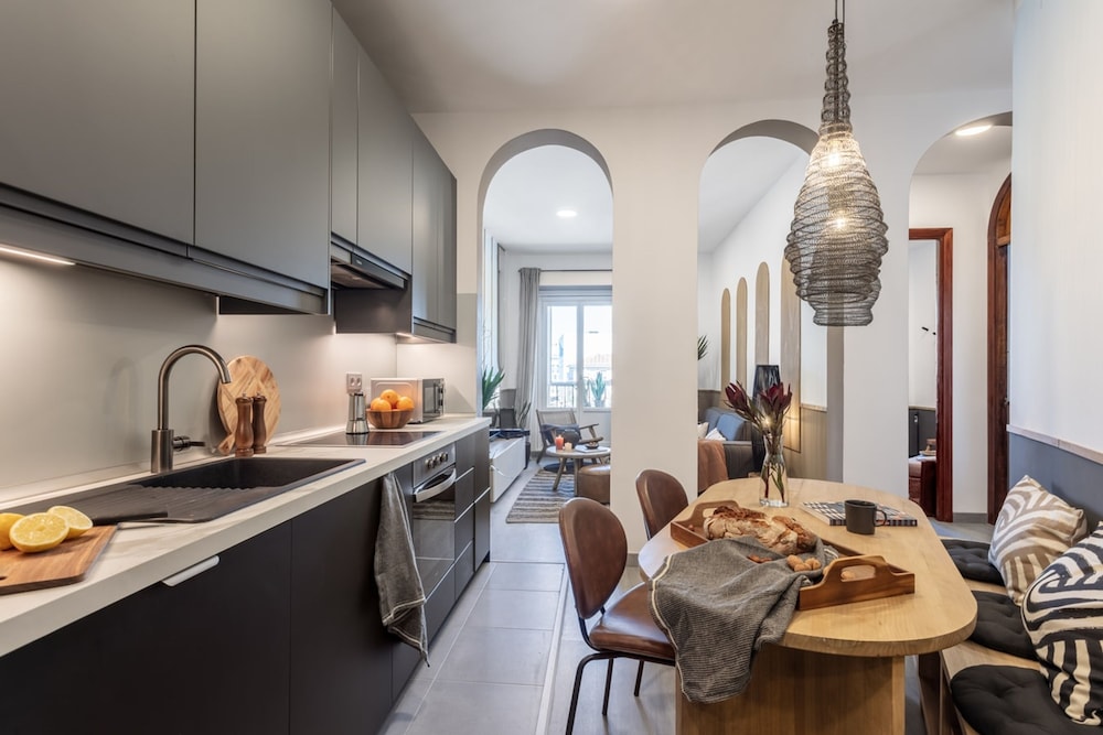 Kobenni - 1 Bedroom Apartment in Justicia