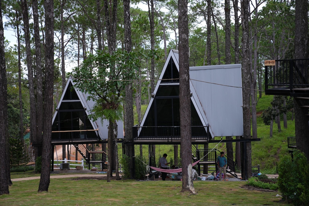 Lomhae Kirirom Resort by EHM