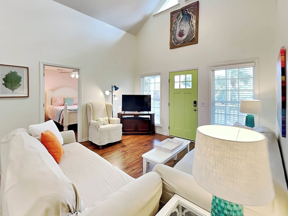 Back River Bungalow by Tybee Vacation Rentals