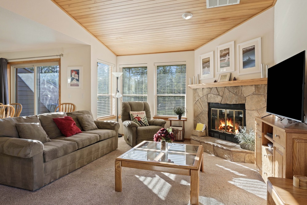 Fairway Village 8 3 Bedroom Condo