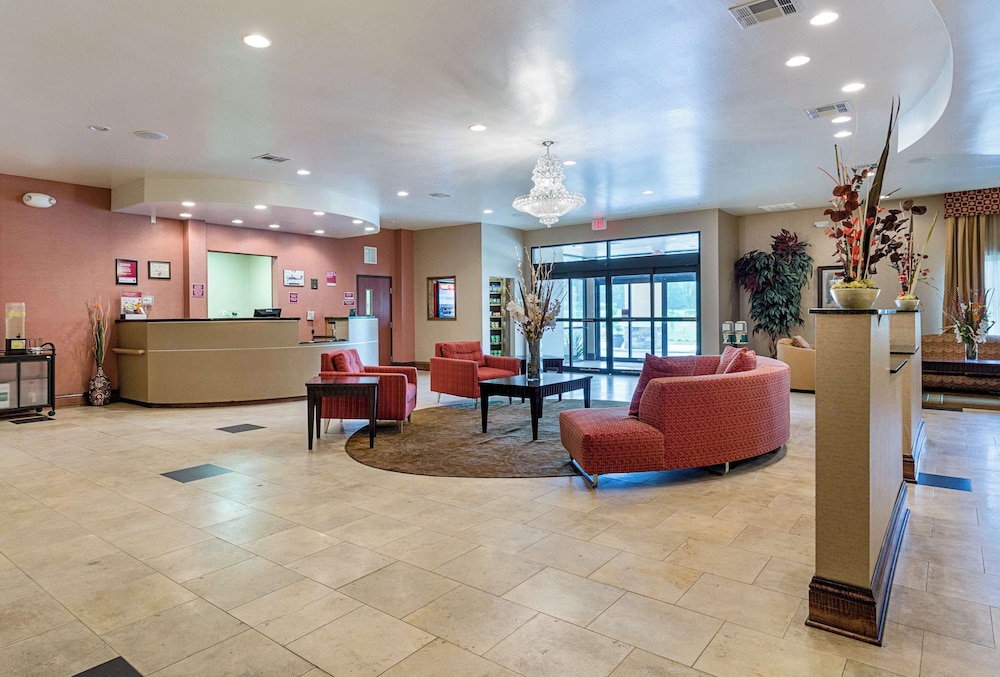 Comfort Suites Leesville near Fort Johnson view 3