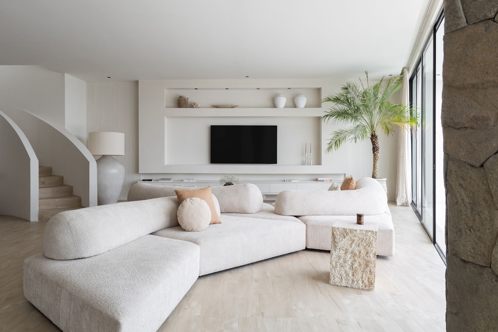 Villa Kaiyo by Alfred in Bali - Brand NEW Luxury 4BR Ocean View Villa Bingin Beach Pecatu