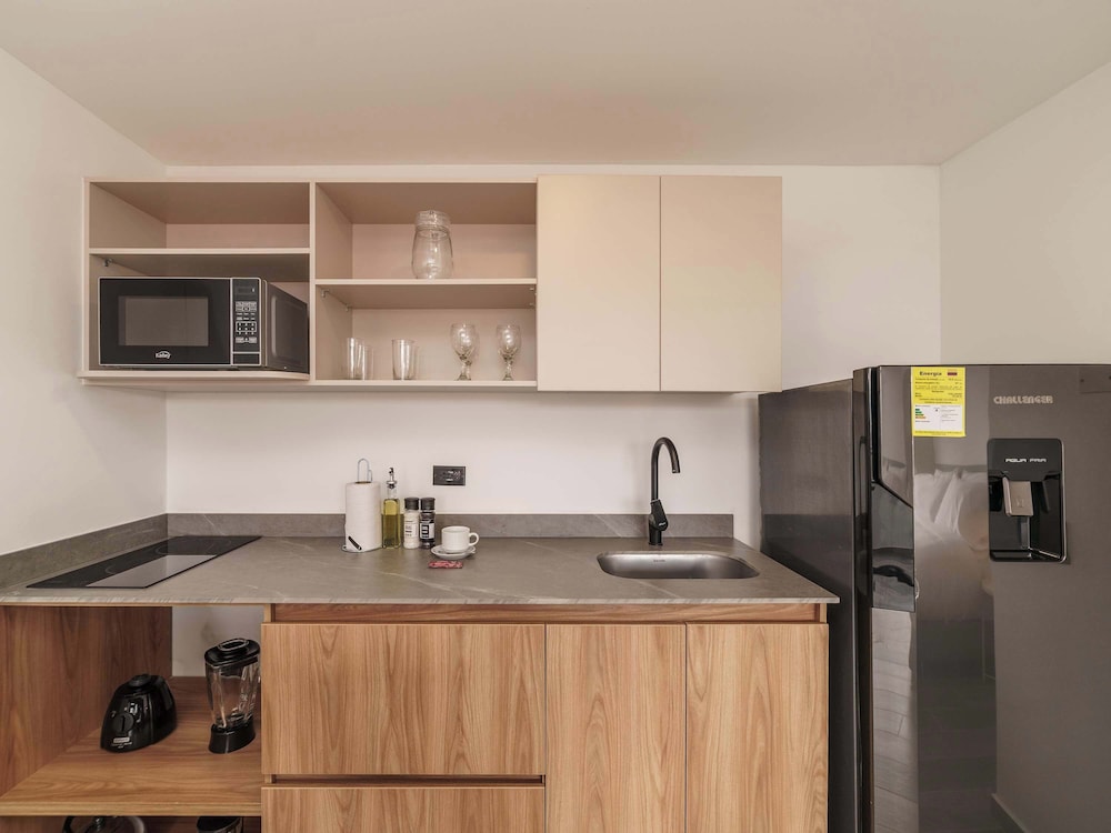 w Engaging Loft w Balcony in Laureles