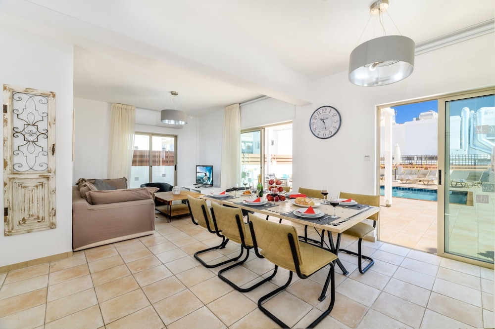 Sunrise Bay Villa 5