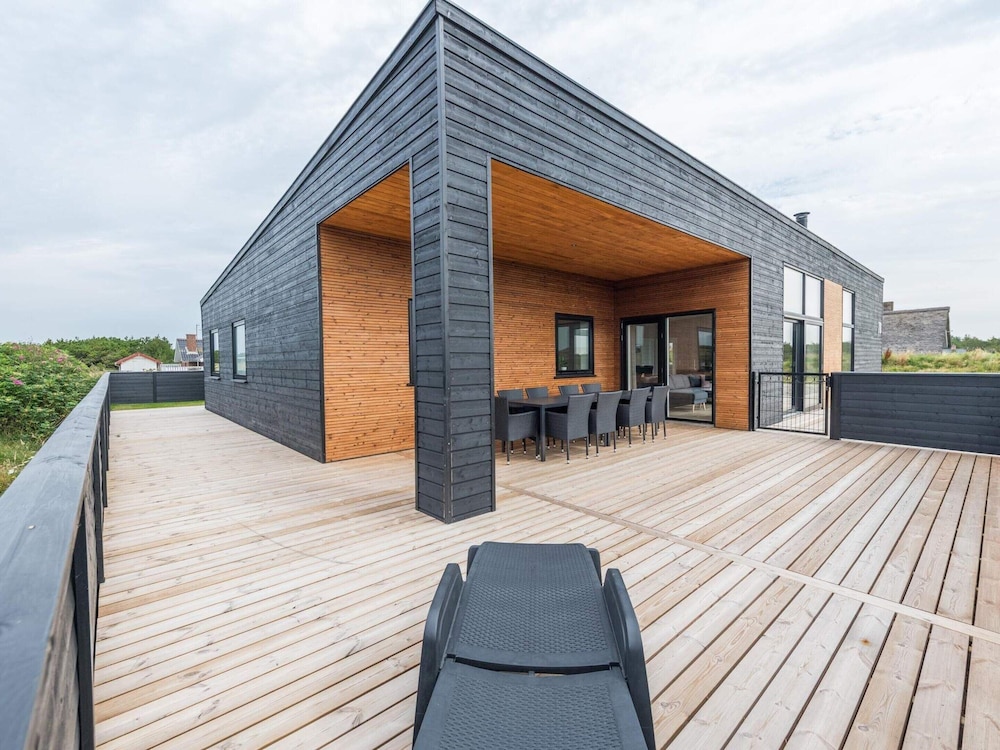 10 Person Holiday Home in Hvide Sande