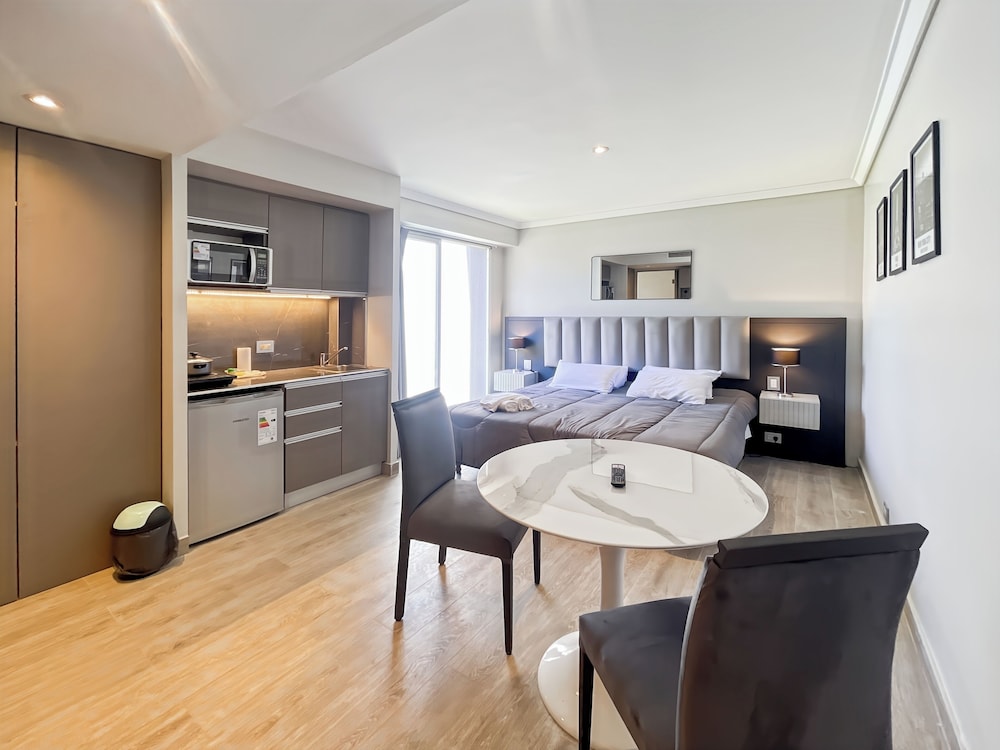 Ayres Suites Cochabamba