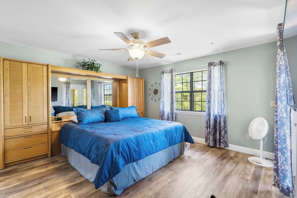 Cozy Comfort Retreat For 6
