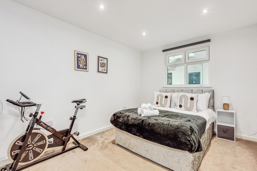 Central Liverpool Retreat