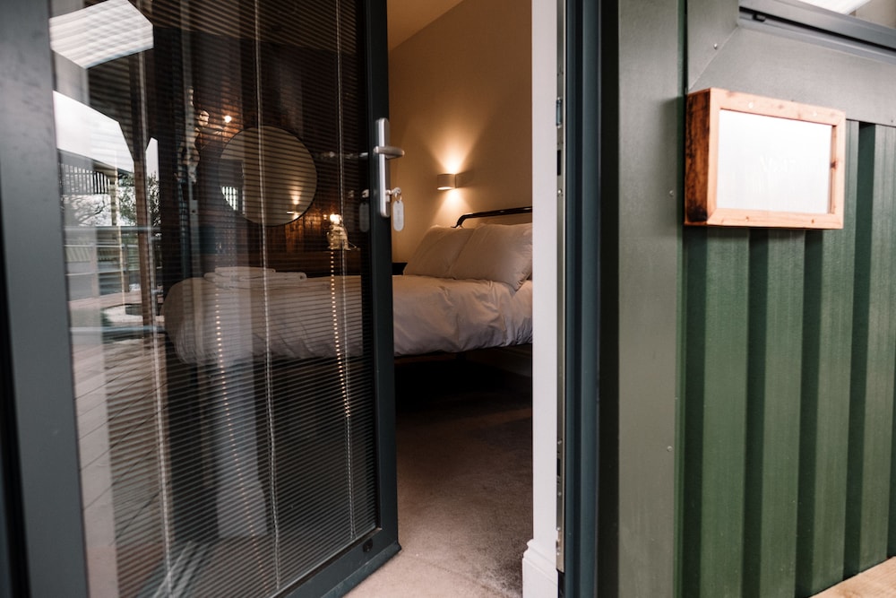 Knutsford Vacations - The Tens at Owen House Farm - Property Image 32