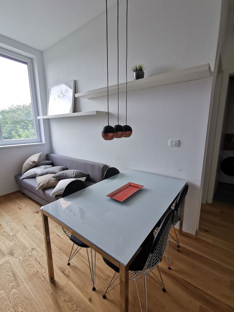 Apartments Egis Koper