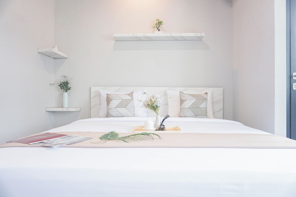 Cozy And Homey Studio At Riverdale Apartment