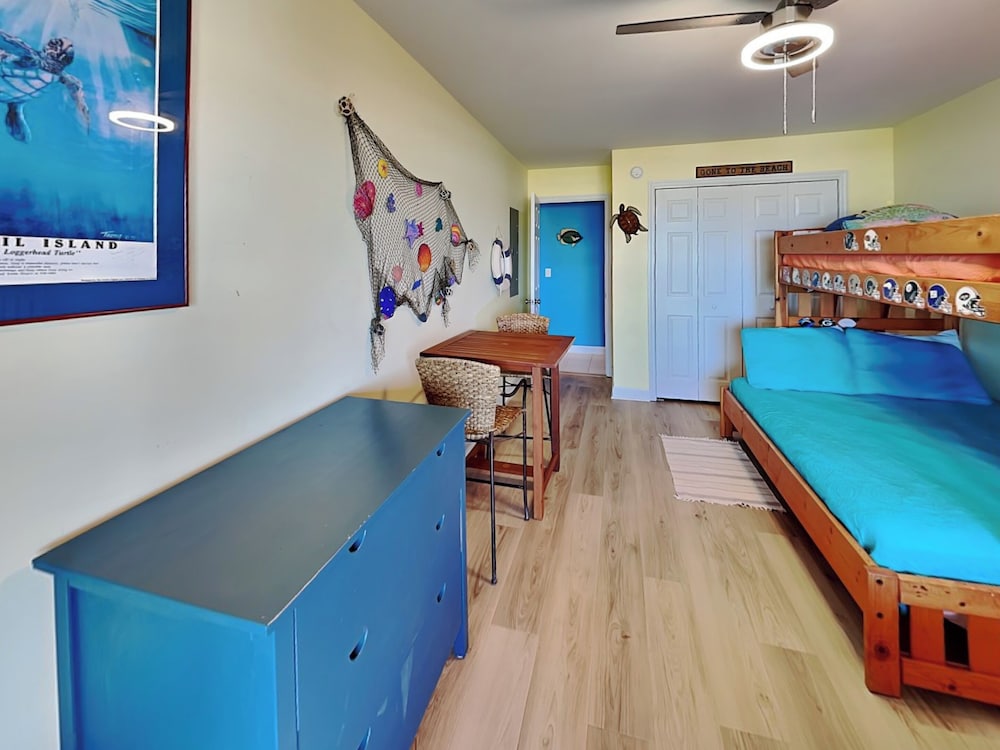 Piccolo Paradiso by Topsail Realty