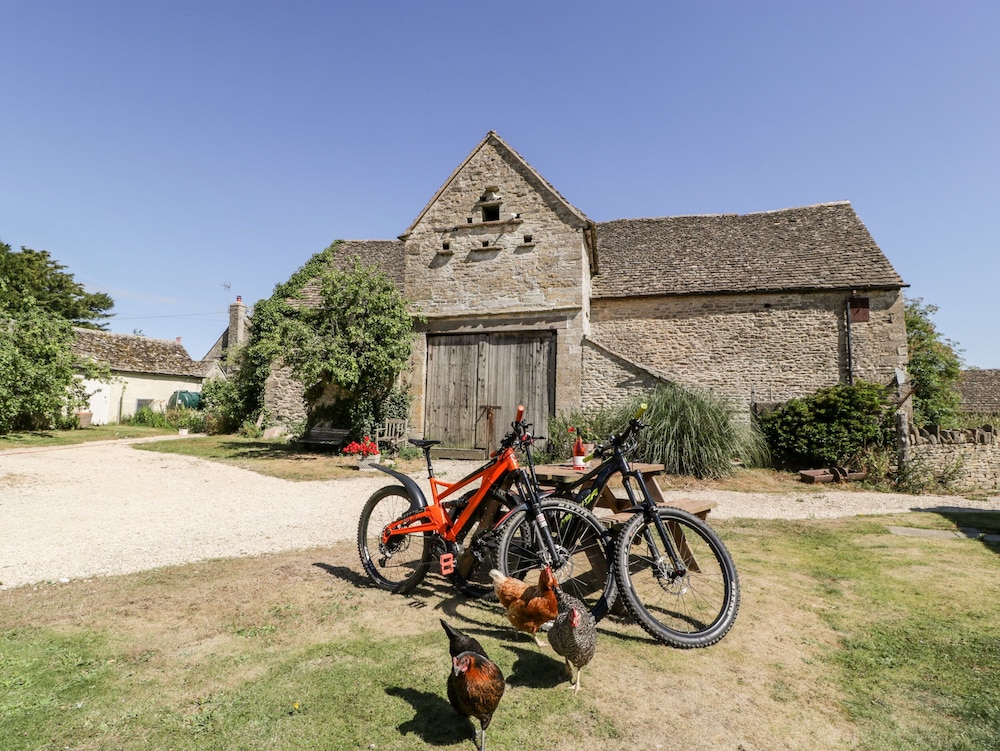 Tinkley Cottage
