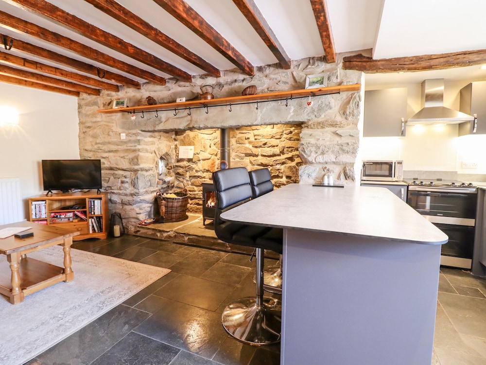 Cwm Yr Afon Cottage