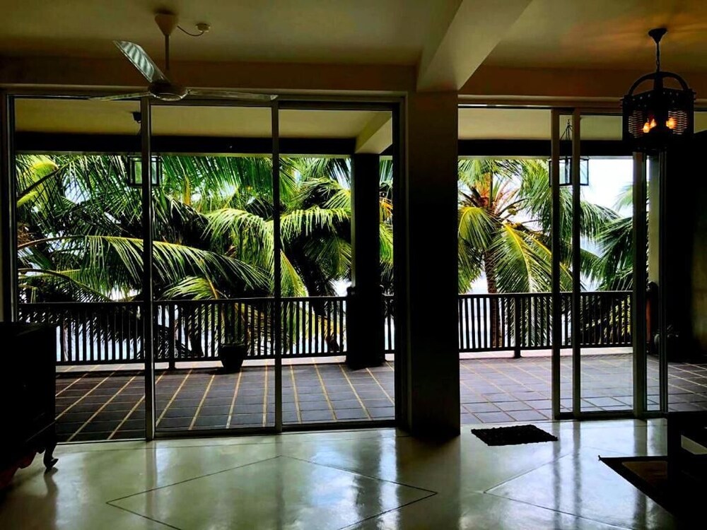 Florian Villa Talpe