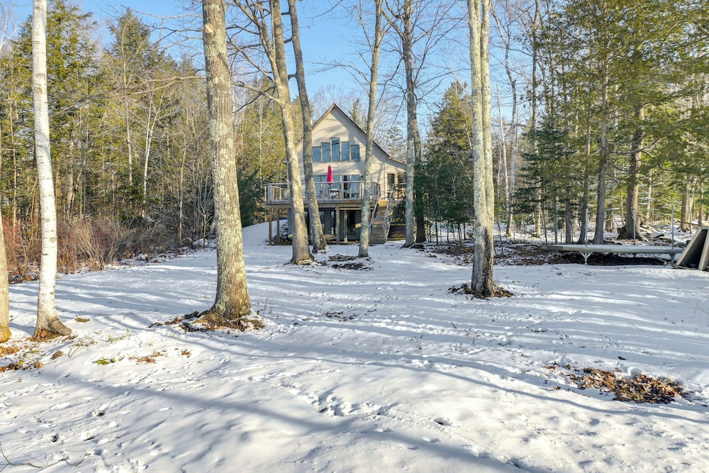 Hot Tub & Boat Dock: Waterfront Maine Retreat!