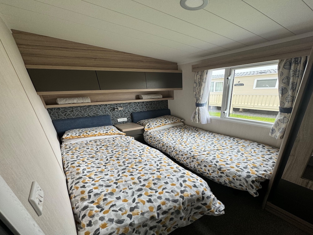 Lovely 2-bed Caravan in Seton Sands
