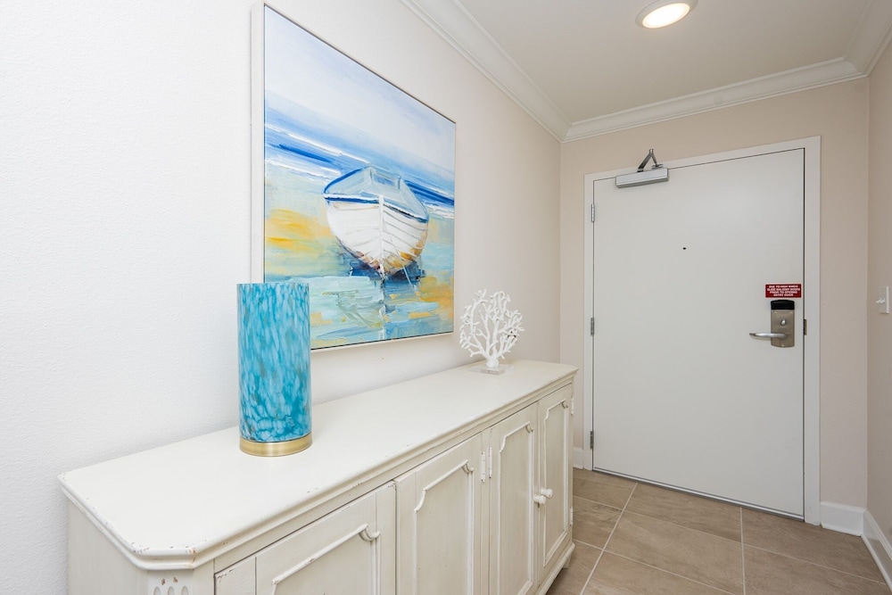 Phoenix Gulf Towers 1006 2 Bedroom Condo