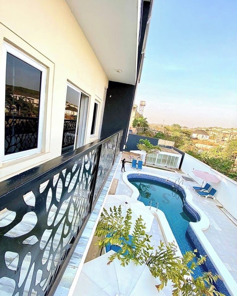 Alim Luxury Apartments