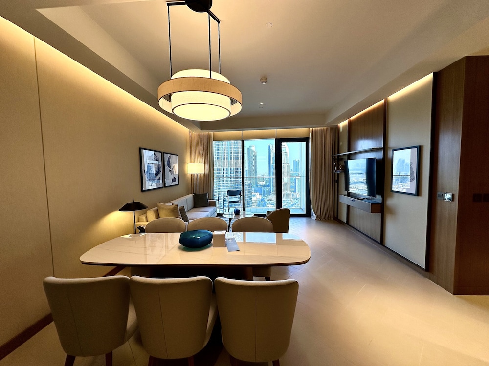 Lux BnB Address Opera I Burj Khalif Views