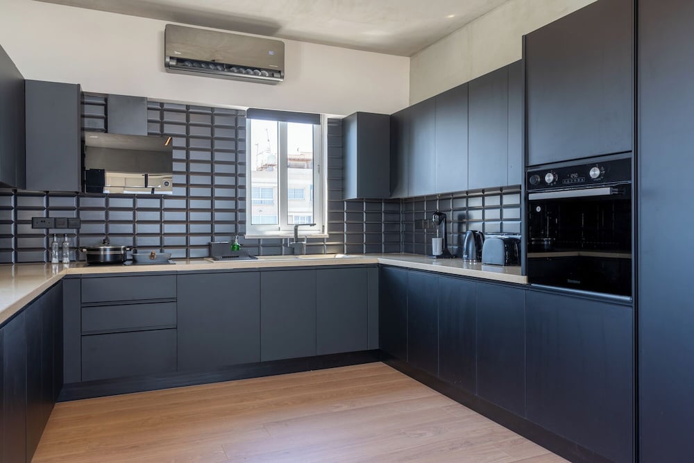 The Penthouse - 3BR Seaview in Larnaca