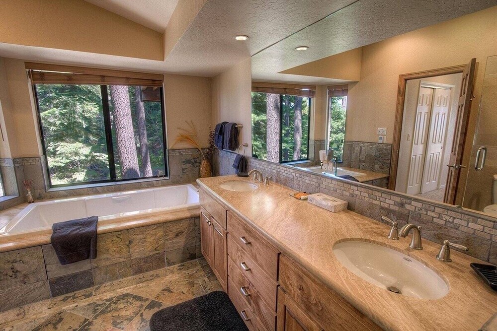Hch1221 - Tahoe Bonoff Venture 4 Bedroom Home